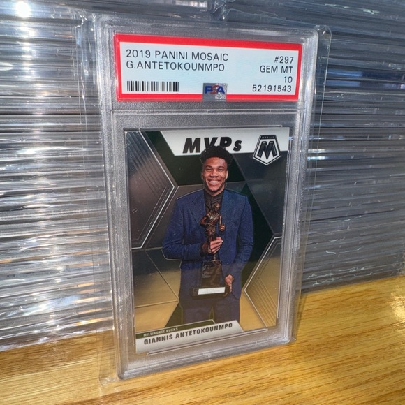 2019 Panini Mosaic Giannis Antetokounmpo MVPs #297 PSA 10 Greek Freak Gem Mint - Picture 1 of 2